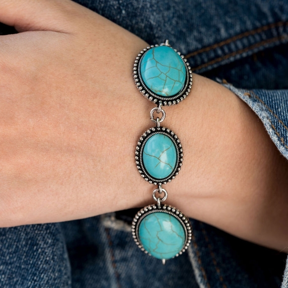 River View Blue Bracelet - Picture 1 of 2